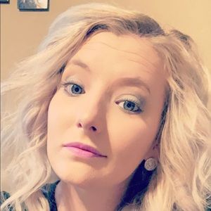 Meet your Posher, Brandi